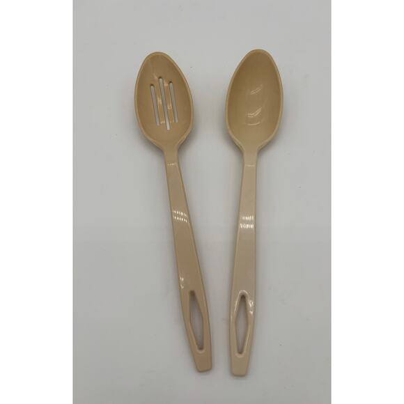 Tailor Made Vintage Beige Serving Spoon Slotted Spoon Set Retro Kitchen Utensils - Picture 1 of 5